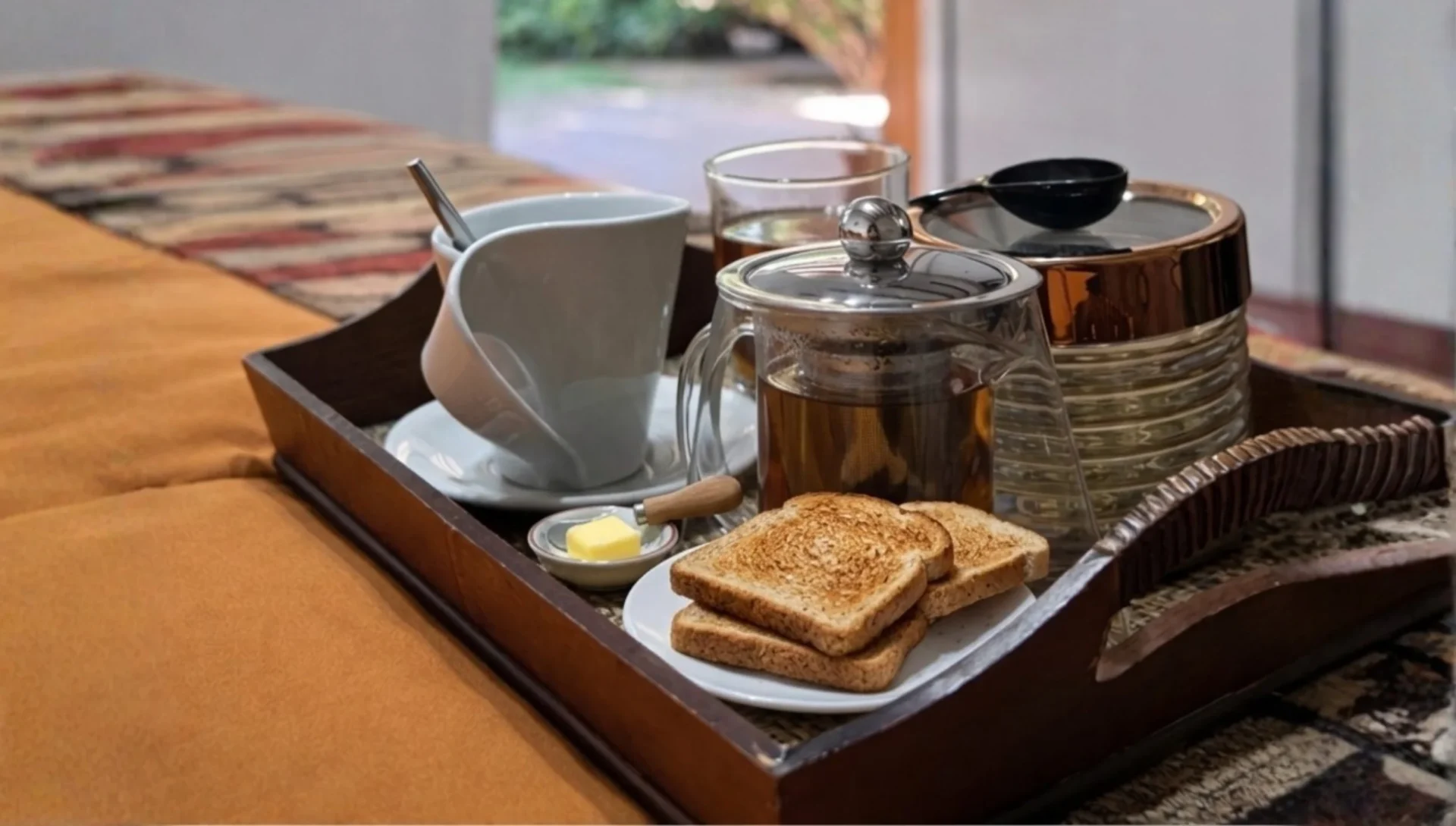 Suite privada en Chilecito — Refugio, bandeja de bienvenida con té